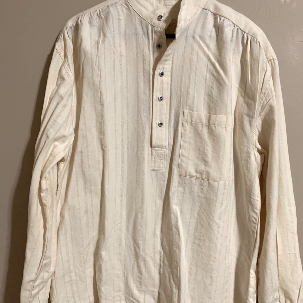 Men’s medium Scully cream RW015 shirt. Western